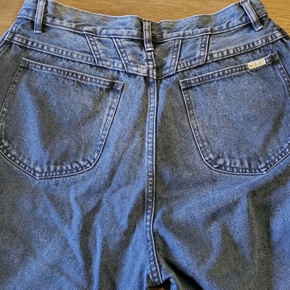 Vintage Bill Blass Women's 14 (Modern 8) High-Rise Med Wash Baggy Tapered Jeans